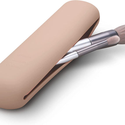 Travel Makeup Brush Holder, Magnetic Anti-Fall Out Silicon Portable Cosmetic Face Brushes Holder, Soft and Sleek Makeup Tools Organizer for Travel-Khaki（7.8 * 1.89 * 0.8 Inches）